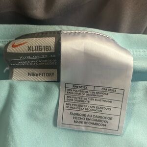 Nike XL Tennis, pickleball, golf athletic skort with built in shorts.